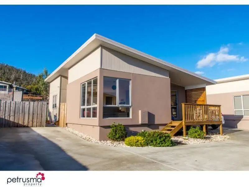 Main view of Homely villa listing, 1/9 Jasper Court, Oakdowns TAS 7019