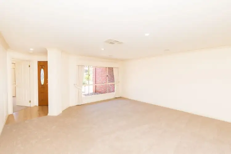 Fifth view of Homely house listing, 15 Lawson Close, Horsham VIC 3400