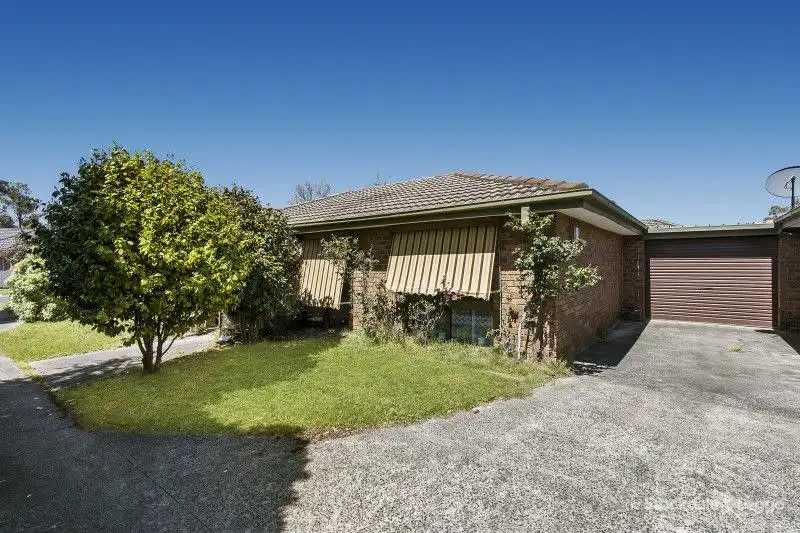 Main view of Homely unit listing, 1/15 TUCKER STREET, Cranbourne VIC 3977