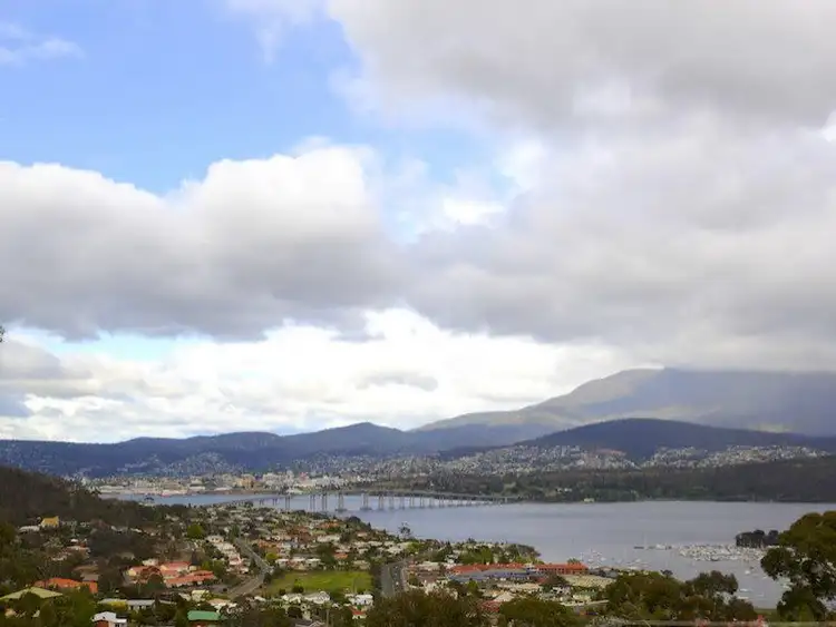 Fourth view of Homely house listing, 2A Robin Court, Lindisfarne TAS 7015