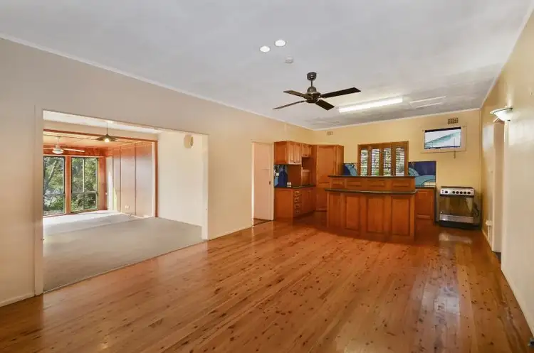 Fourth view of Homely house listing, 51 Sunrise Avenue, Budgewoi NSW 2262