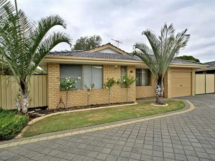 8/11 Firetail Place, Kenwick WA 6107