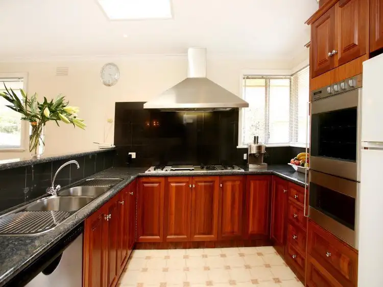 Fifth view of Homely house listing, 121 St James Road, Heidelberg VIC 3084