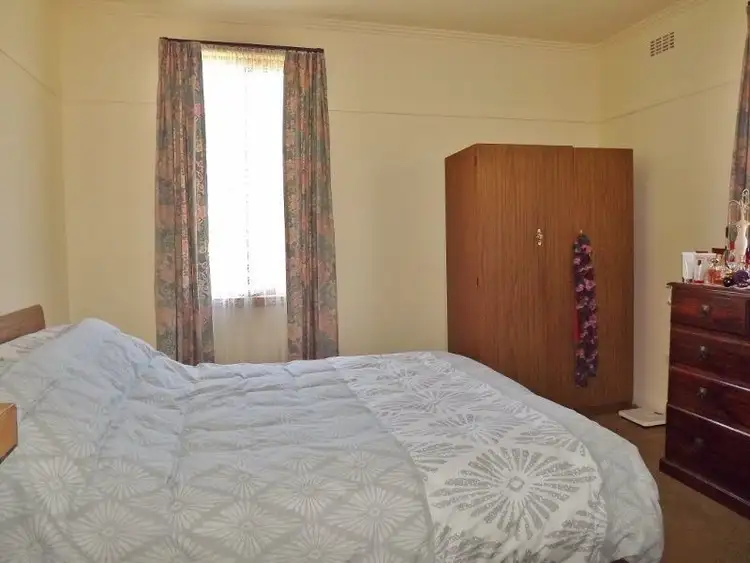 Sixth view of Homely house listing, 2 Marshall Avenue, Moe VIC 3825