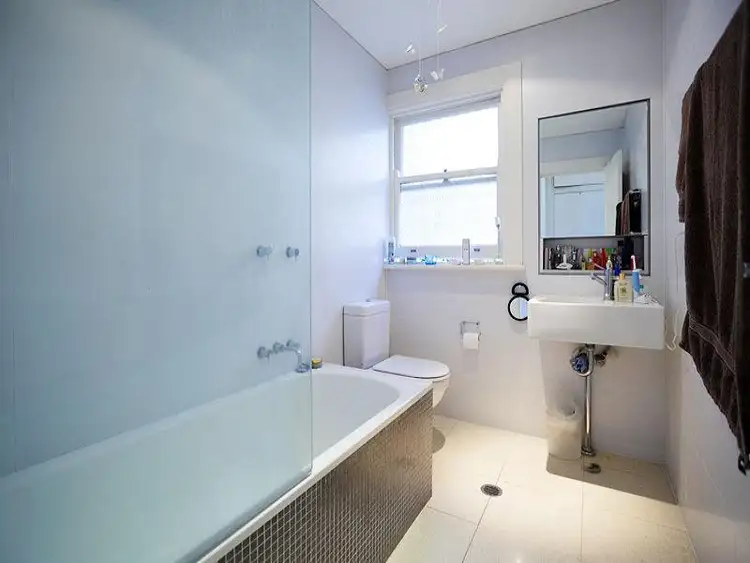 Sixth view of Homely apartment listing, 8/3 Holdsworth Avenue, Elizabeth Bay NSW 2011