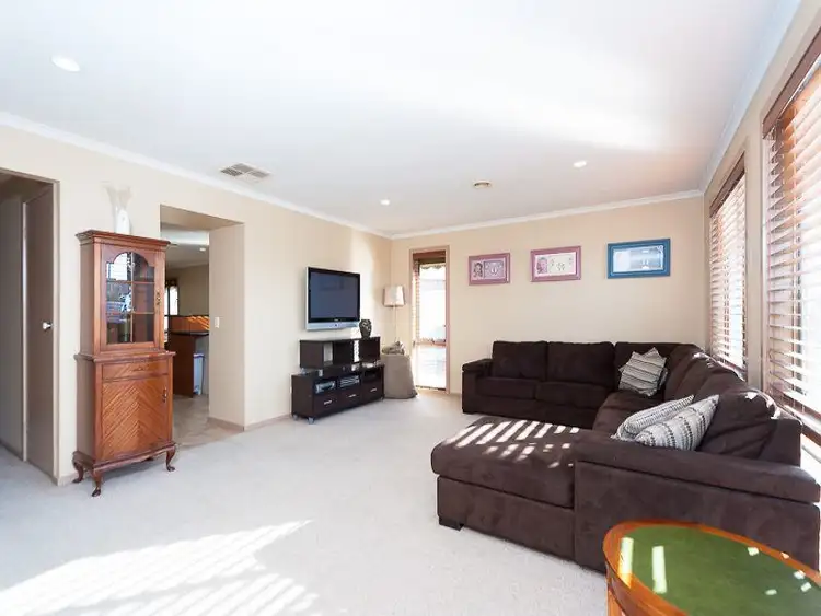 Fifth view of Homely house listing, 8 Burswood Court, Seabrook VIC 3028