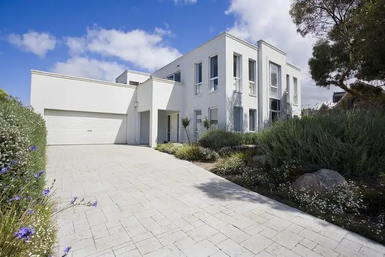 4 Ocean Outlook, Torquay VIC 3228