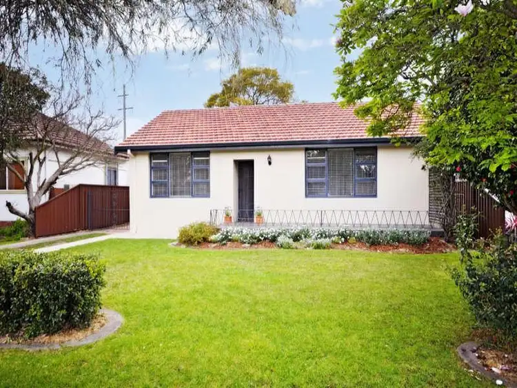 4 Layden Avenue, Engadine NSW 2233