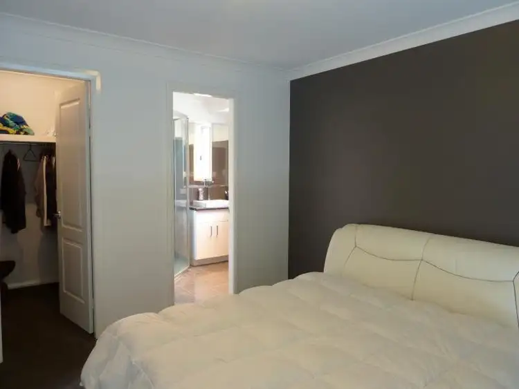 Fifth view of Homely house listing, 10 Robinson Court, Orange NSW 2800