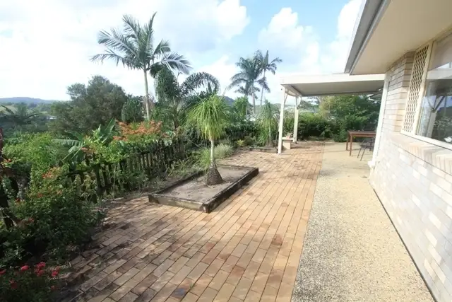 1 Eversleigh Court, Nambour QLD 4560