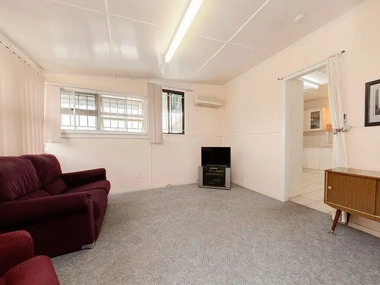 Fifth view of Homely house listing, 72 LUTZOW  STREET, Tarragindi QLD 4121