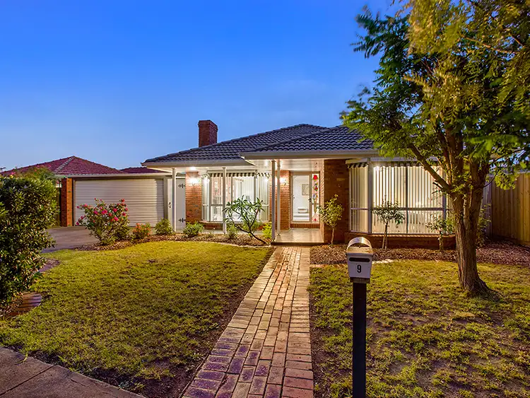 9 Alma Doepel Drive, Altona Meadows VIC 3028