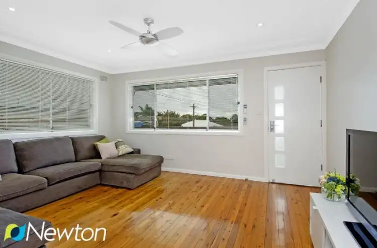 Third view of Homely house listing, 10 Diosma Place, Engadine NSW 2233