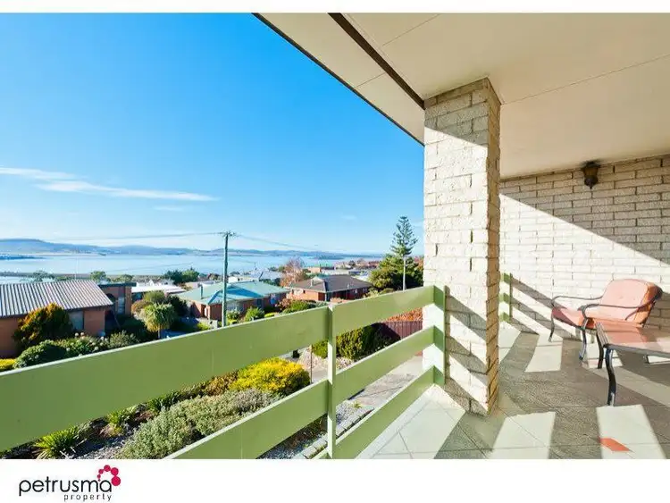 22 Second Avenue, Midway Point TAS 7171