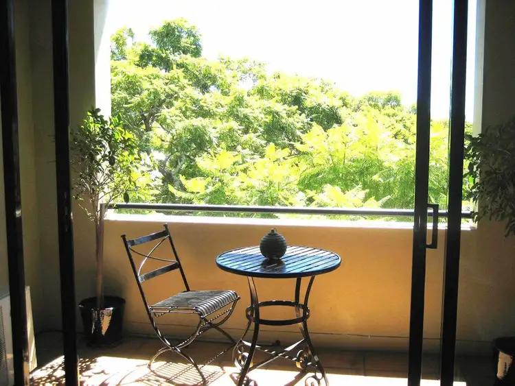 Third view of Homely studio listing, 18/173-175 Cathedral Street, Woolloomooloo NSW 2011