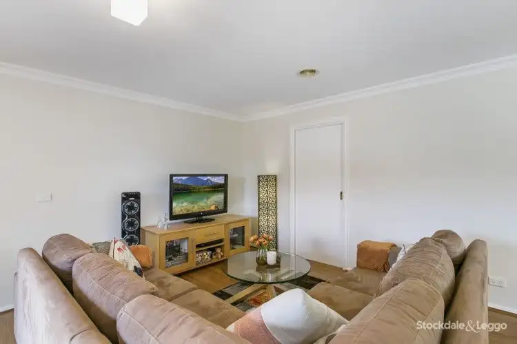 Fourth view of Homely unit listing, 2/10 MILNER COURT, Cranbourne VIC 3977