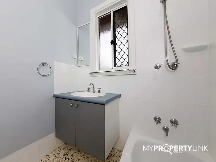 Fifth view of Homely semi-detached listing, A/26 Greville Way, Girrawheen WA 6064
