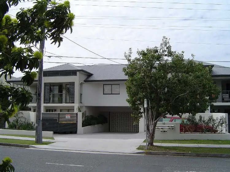 10 Trout Street