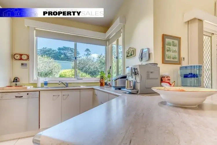 Sixth view of Homely house listing, 38 Whitelaw Court, Rawson VIC 3825