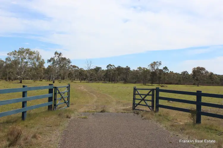 "The Nest" 208 Foxes Elbow Drive, Bungendore NSW 2621