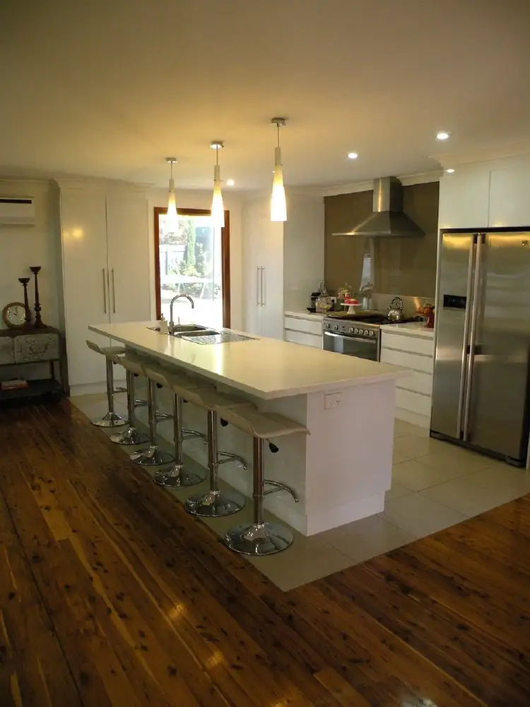 18 May Street, Narrandera NSW 2700