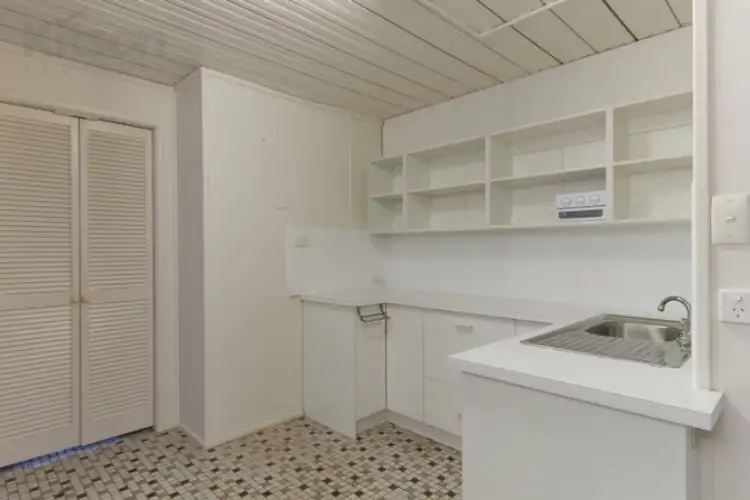 Seventh view of Homely house listing, 8 Waimea Place, Lake Albert NSW 2650