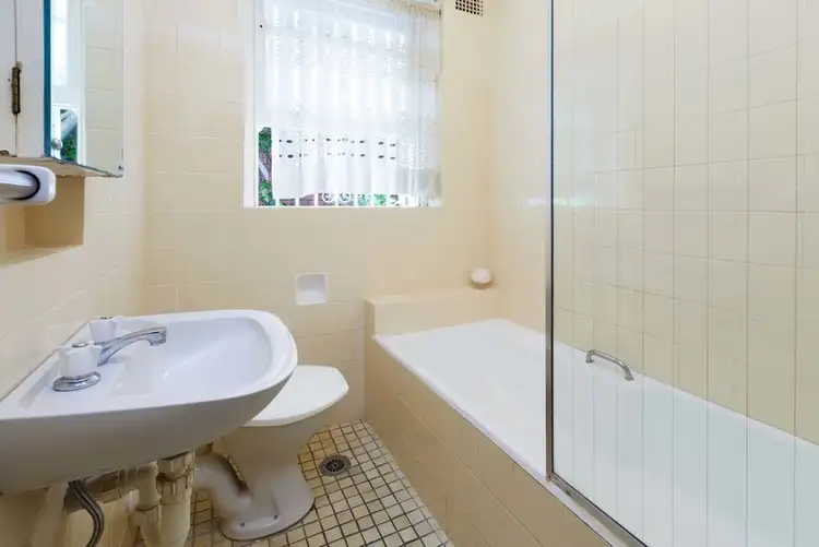 Fifth view of Homely apartment listing, 2/23A Billyard Avenue, Elizabeth Bay NSW 2011