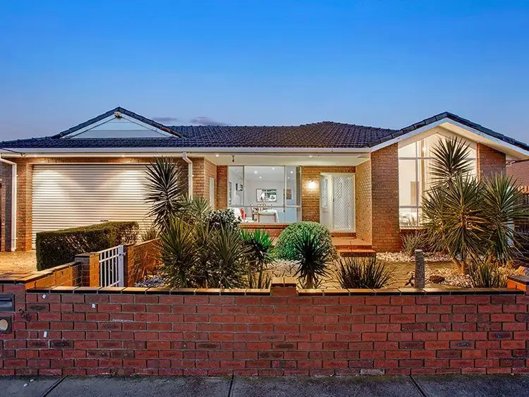 20 Grieve Parade, Altona VIC 3018