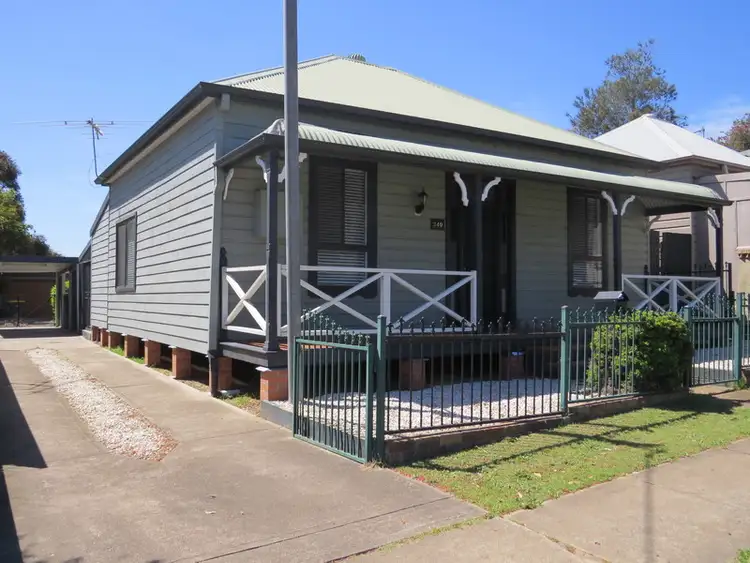 240 Vincent Street, Cessnock NSW 2325