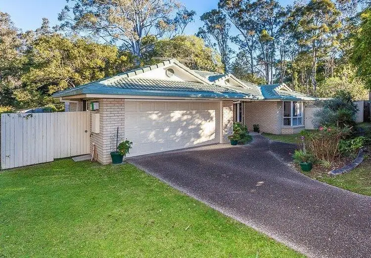 28 Hawkes Avenue, Arana Hills QLD 4054