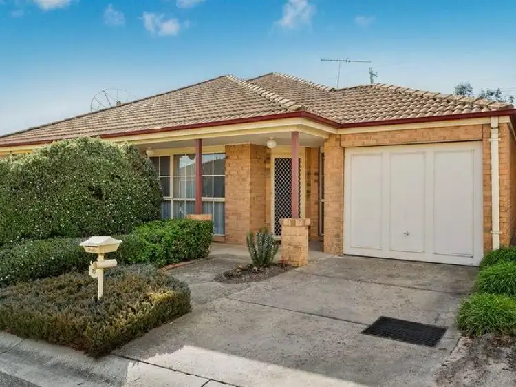 20 Elmtree Terrace, Chadstone VIC 3148