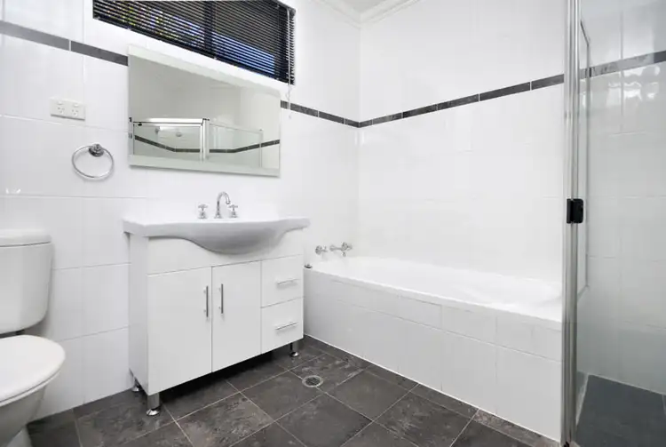 Sixth view of Homely villa listing, 4B Dubarda Street, Engadine NSW 2233