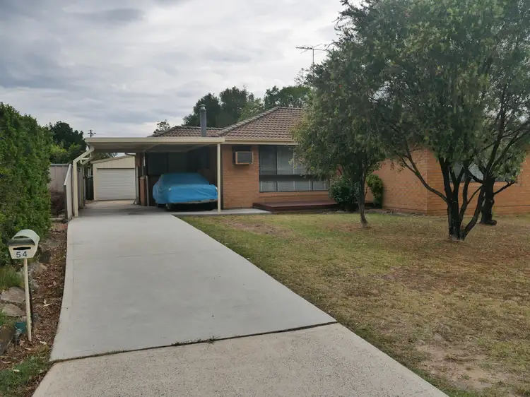 54 Chesterfield Rd., South Penrith NSW 2750