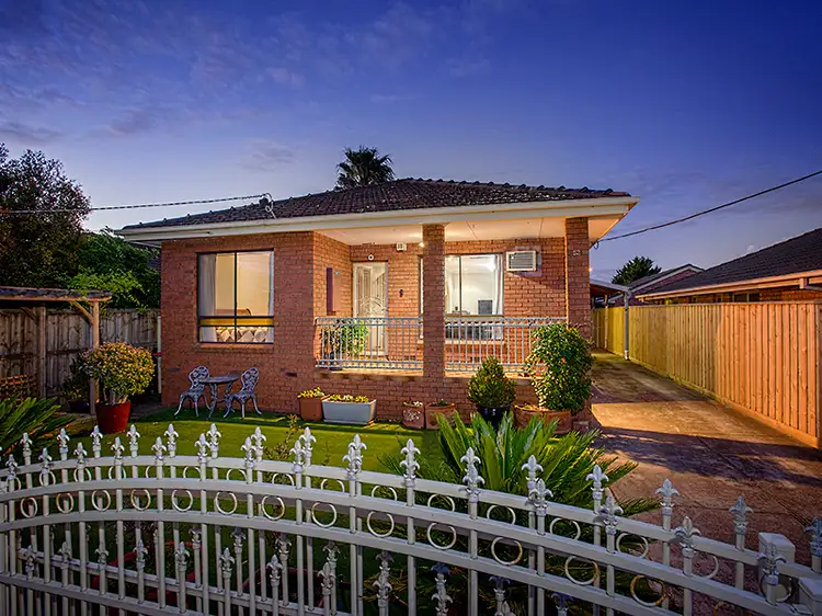 52 Cameron Avenue, Altona Meadows VIC 3028