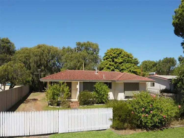 4 Hobson Street, Geographe WA 6280