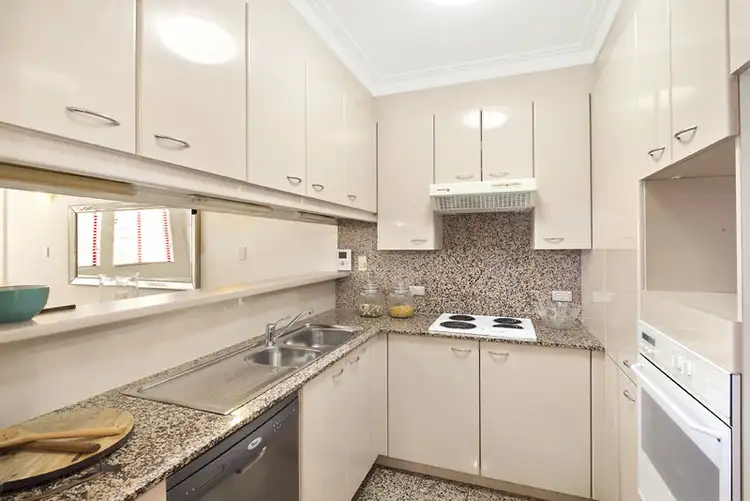 Fourth view of Homely apartment listing, 404/2-6 Birtley Place, Elizabeth Bay NSW 2011