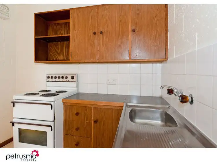 Fourth view of Homely unit listing, 4/6 Onslow Place, Mount Nelson TAS 7007