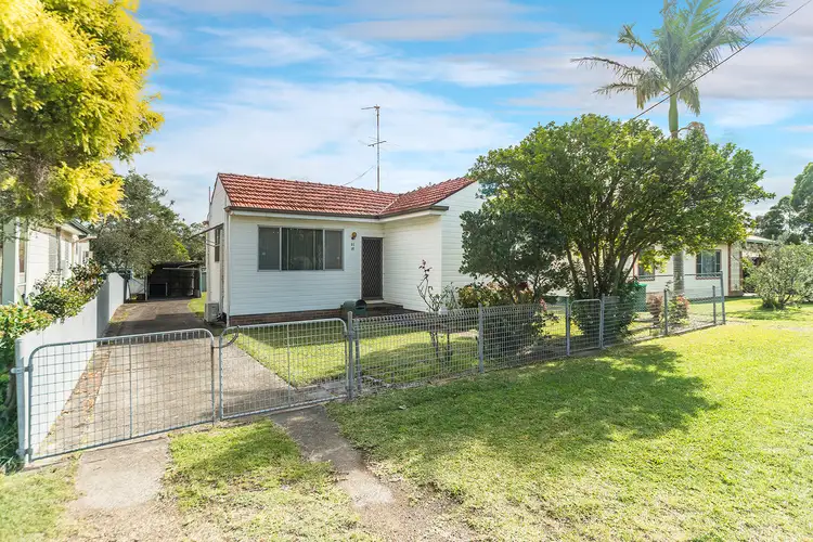 31 Yorston Street, Warners Bay NSW 2282