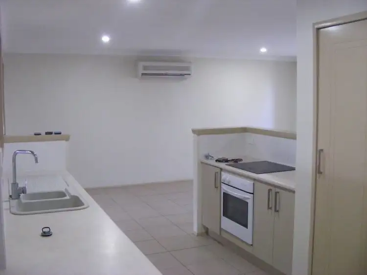 Fourth view of Homely house listing, 4 Glenbrae crt, Marsden QLD 4132