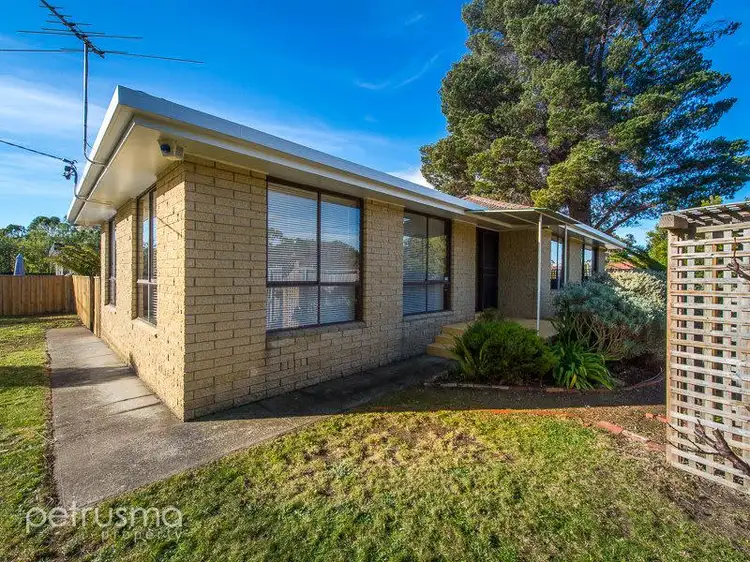 19 Woodhurst Road, Seven Mile Beach TAS 7170