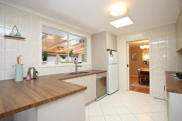 Sixth view of Homely house listing, 3 Viola Court, Frankston VIC 3199