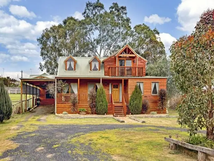 18 The Parade, Broadford VIC 3658