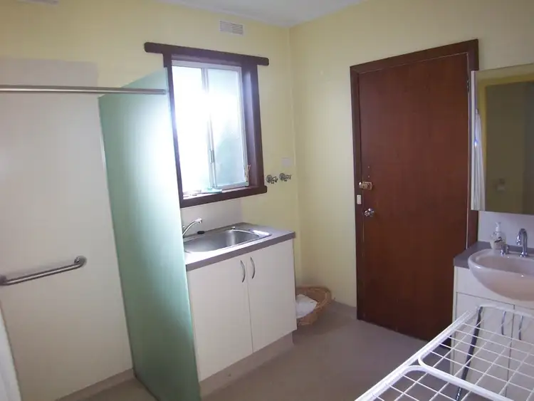 Fifth view of Homely unit listing, 6/2 Butler Court, Bright VIC 3741