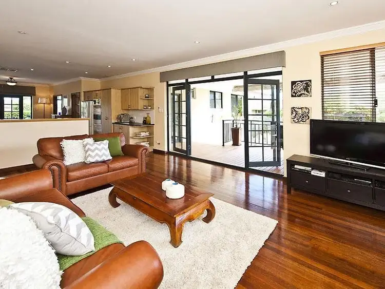 27 Robinson Road, Morley WA 6062