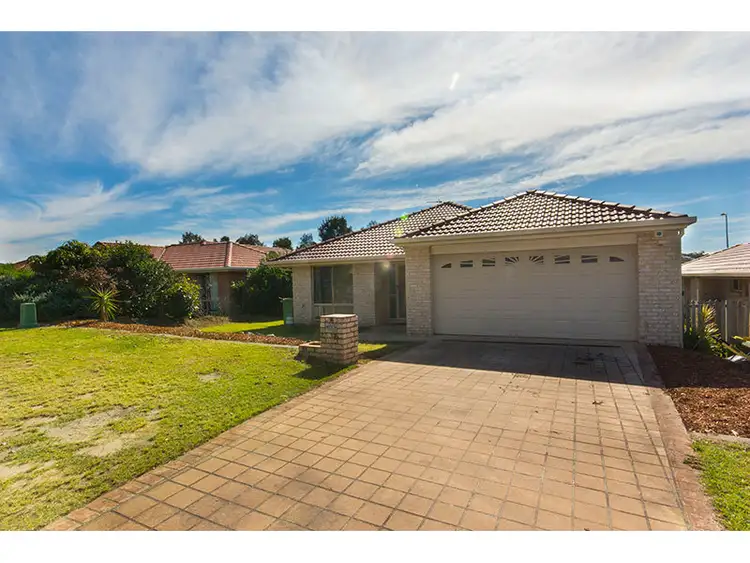 5 Fanning Court, Pacific Pines QLD 4211