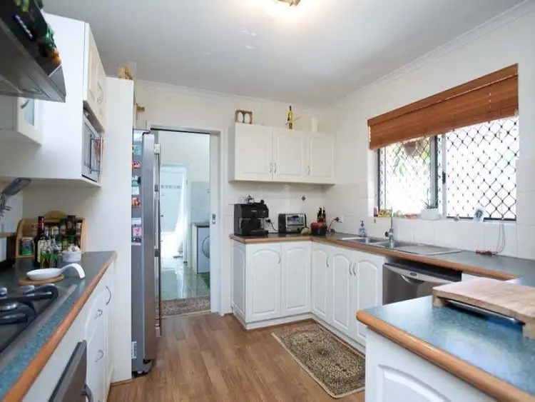 Fifth view of Homely house listing, 4 Juan Street, Thornlie WA 6108