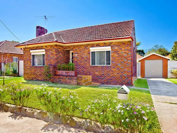 16 Elliott Street, Belfield NSW 2191