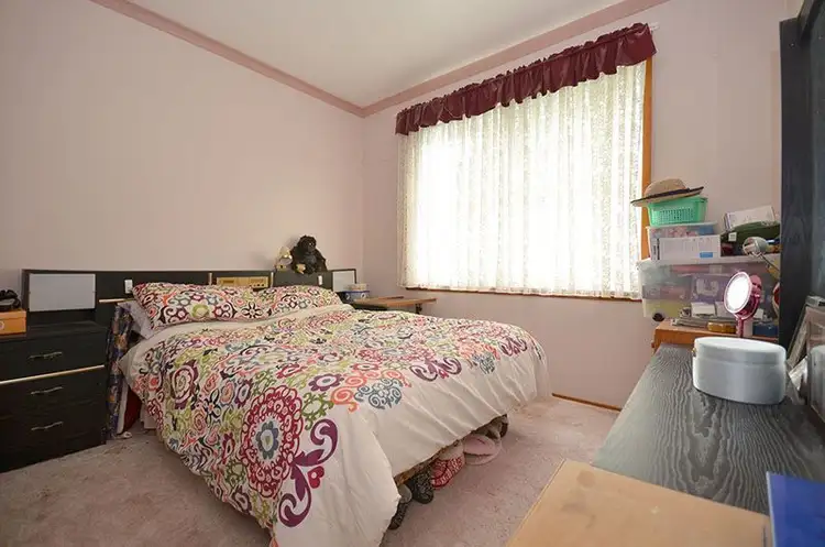 Fifth view of Homely house listing, 1 Rodda Place, Horsham VIC 3400