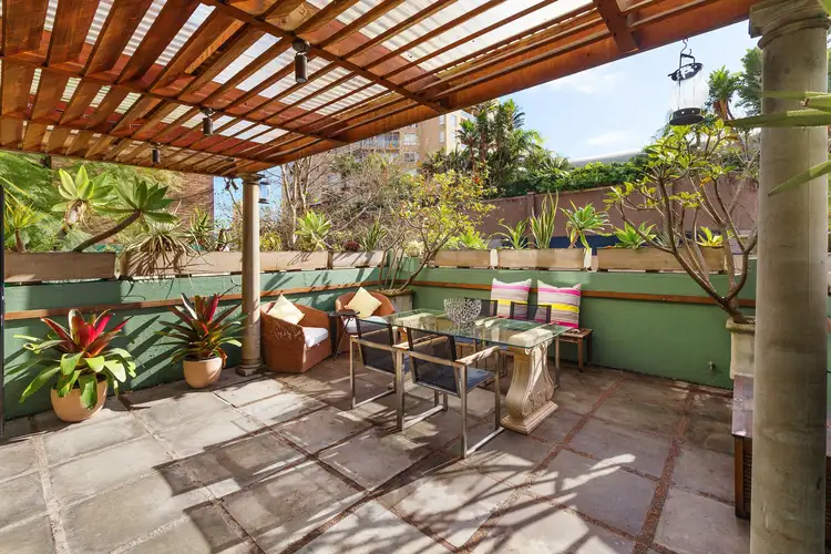 Main view of Homely apartment listing, 5/6 Royston Street (enter via Craigend St), Darlinghurst NSW 2010
