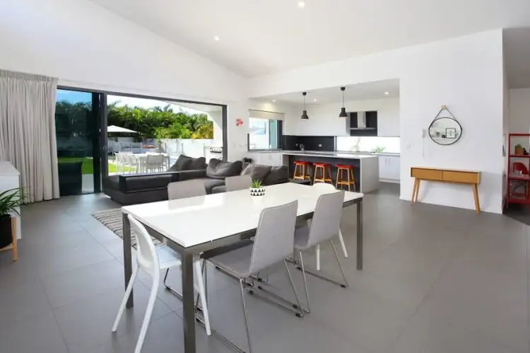 9010 Royal Pines Resort, Benowa QLD 4217